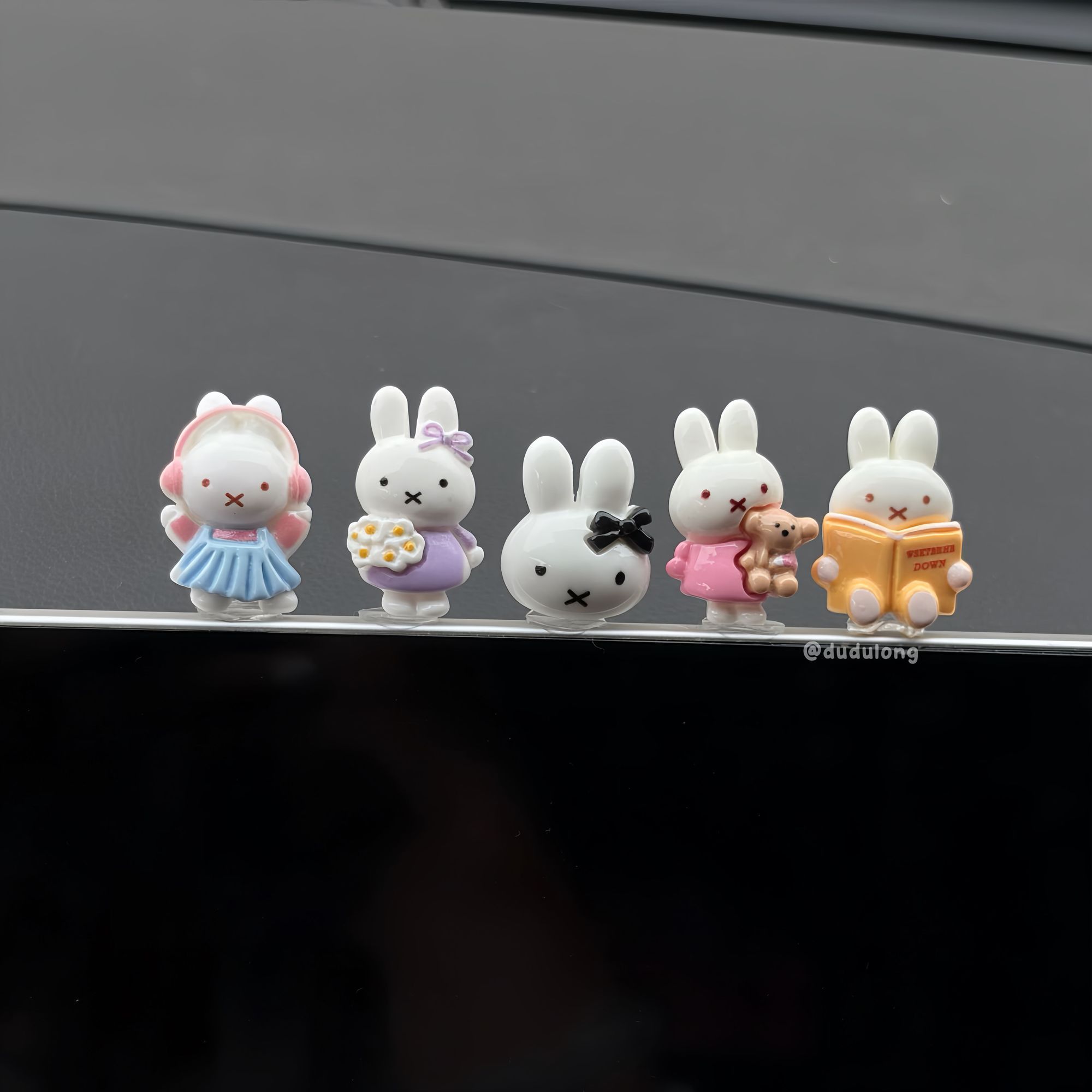 Kore Tarzı Çiçek Buketi Miffy  - Car Accessories Papar incelemesi ve fiyatı